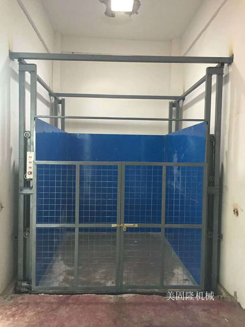 成都导轨式升降货梯价格