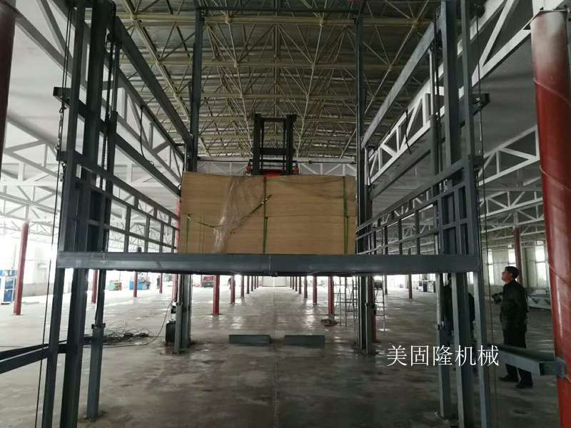 成都导轨式升降机厂家